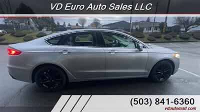 2019 Ford Fusion SEL  -CLEAN TITLE! - Photo 6 - Portland, OR 97218