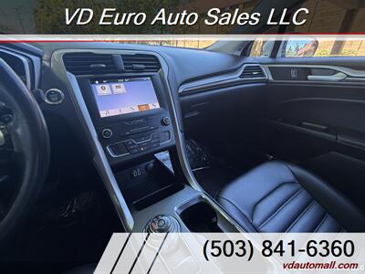 2019 Ford Fusion SEL  -CLEAN TITLE! - Photo 12 - Portland, OR 97218