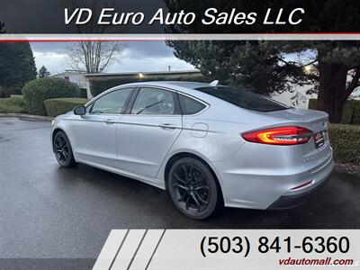 2019 Ford Fusion SEL  -CLEAN TITLE! - Photo 8 - Portland, OR 97218