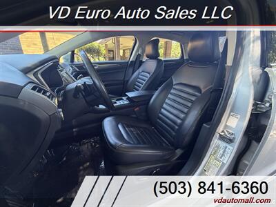 2019 Ford Fusion SEL  -CLEAN TITLE! - Photo 10 - Portland, OR 97218