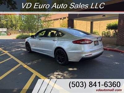2019 Ford Fusion SEL  -CLEAN TITLE! - Photo 8 - Portland, OR 97218