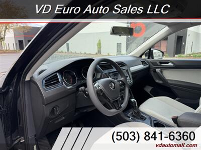 2019 Volkswagen Tiguan S  7 passengers! Clean title ! - Photo 16 - Portland, OR 97218