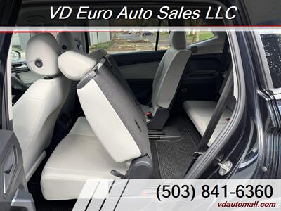 2019 Volkswagen Tiguan S  7 passengers! Clean title ! - Photo 24 - Portland, OR 97218