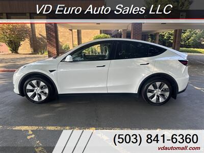 2023 Tesla Model Y  AWD-Price after FEDERAL TAX REBATE! - Photo 9 - Portland, OR 97218