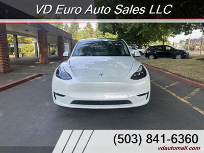 2023 Tesla Model Y  AWD-Price after FEDERAL TAX REBATE! - Photo 3 - Portland, OR 97218