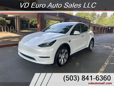 2023 Tesla Model Y  AWD-Price after FEDERAL TAX REBATE! - Photo 1 - Portland, OR 97218