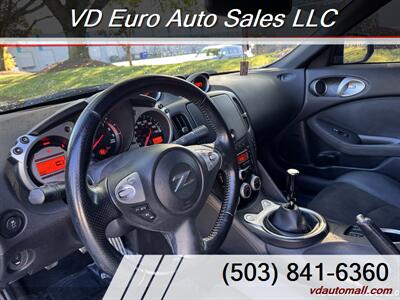 2012 Nissan 370Z   - Photo 12 - Portland, OR 97218