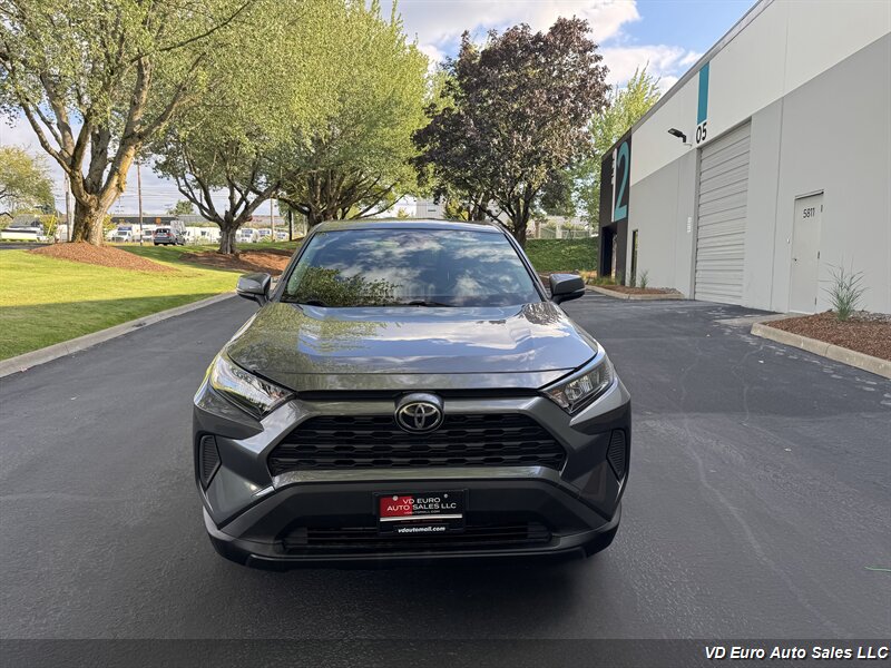 2022 Toyota RAV4 LE  AWD