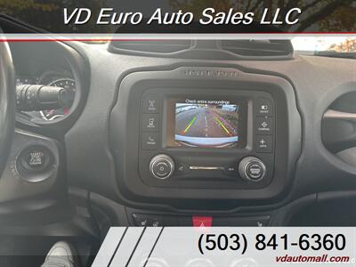 2017 Jeep Renegade Latitude  -CLEAN TITLE! - Photo 14 - Portland, OR 97218