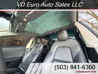 2023 Tesla Model 3   - Photo 12 - Portland, OR 97218