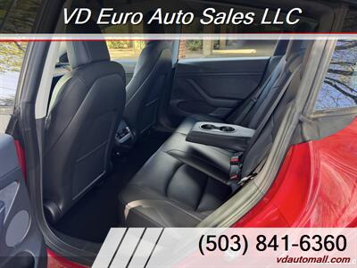 2023 Tesla Model 3   - Photo 14 - Portland, OR 97218