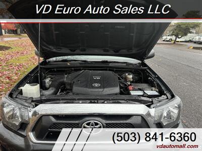 2010 Toyota Tacoma V6  TRD SPORT - Photo 11 - Portland, OR 97218