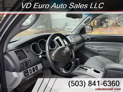 2010 Toyota Tacoma V6  TRD SPORT - Photo 15 - Portland, OR 97218