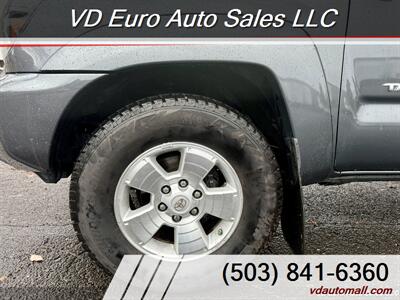 2010 Toyota Tacoma V6  TRD SPORT - Photo 12 - Portland, OR 97218