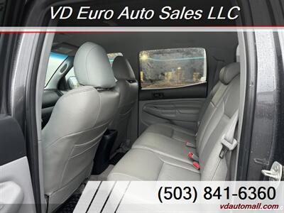 2010 Toyota Tacoma V6  TRD SPORT - Photo 18 - Portland, OR 97218