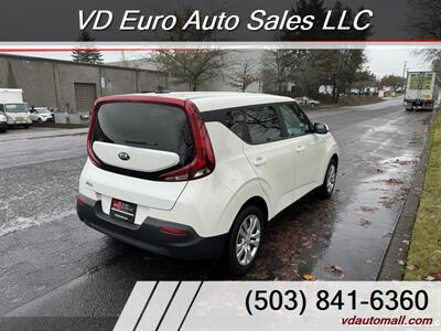 2020 Kia Soul LX  Clean title! - Photo 5 - Portland, OR 97218