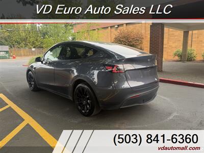 2020 Tesla Model Y Long Range AWD - Photo 8 - Portland, OR 97218