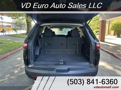 2021 Chevrolet Traverse LT Cloth  8 seats -CLEAN TITLE! - Photo 23 - Portland, OR 97218