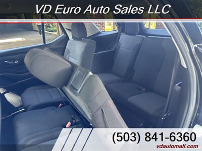 2021 Chevrolet Traverse LT Cloth  8 seats -CLEAN TITLE! - Photo 15 - Portland, OR 97218
