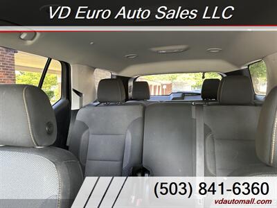 2021 Chevrolet Traverse LT Cloth  8 seats -CLEAN TITLE! - Photo 17 - Portland, OR 97218