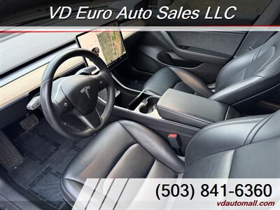 2019 Tesla Model 3 Standard Range -CLEAN TITLE! - Photo 9 - Portland, OR 97218