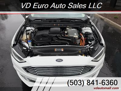 2018 Ford Fusion Hybrid SE  -CLEAN TITLE! - Photo 11 - Portland, OR 97218