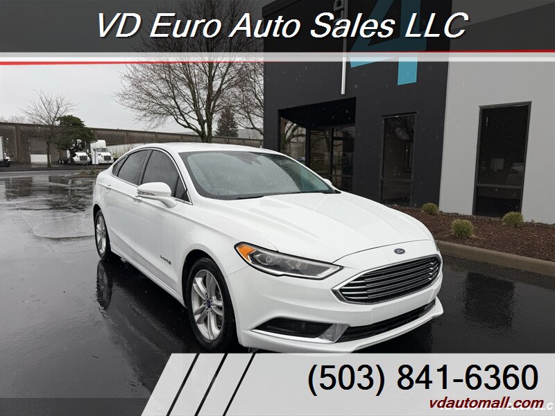2018 Ford Fusion Hybrid SE  -CLEAN TITLE! - Photo 1 - Portland, OR 97218