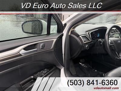 2018 Ford Fusion Hybrid SE  -CLEAN TITLE! - Photo 13 - Portland, OR 97218