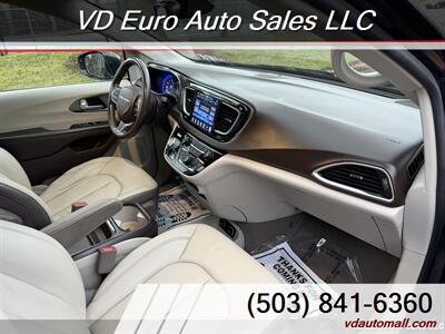 2017 Chrysler Pacifica Touring Plus -CLEAN TITLE! - Photo 16 - Portland, OR 97218