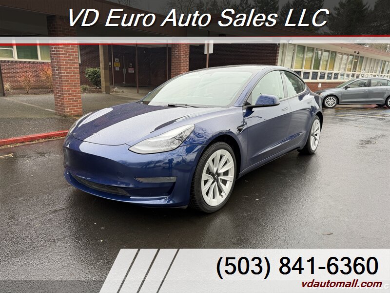 2023 Tesla Model 3   - Photo 1 - Portland, OR 97218
