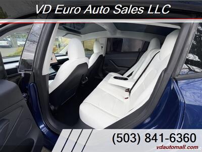 2023 Tesla Model 3   - Photo 12 - Portland, OR 97218