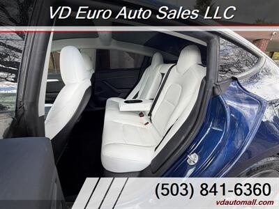 2023 Tesla Model 3   - Photo 13 - Portland, OR 97218