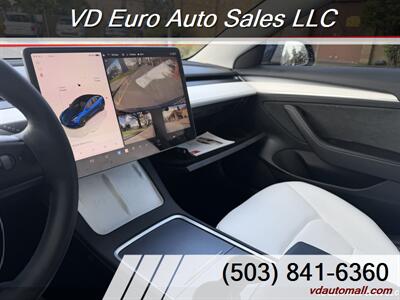 2023 Tesla Model 3   - Photo 11 - Portland, OR 97218