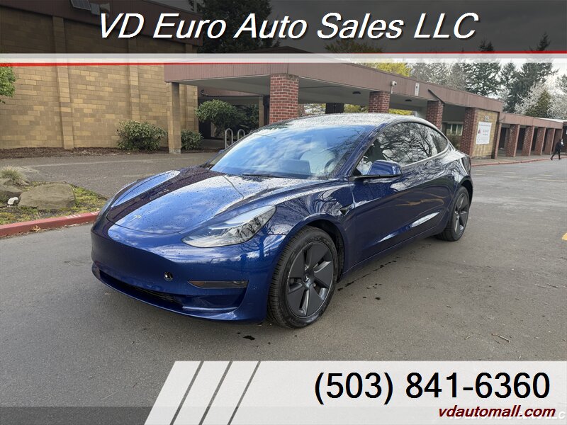 2023 Tesla Model 3   - Photo 1 - Portland, OR 97218