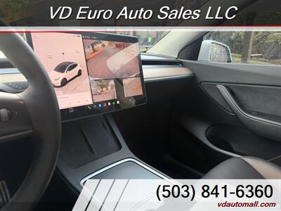 2022 Tesla Model Y Performance LOW MILEAGE! - Photo 14 - Portland, OR 97218