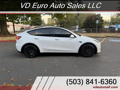 2022 Tesla Model Y Performance LOW MILEAGE! - Photo 4 - Portland, OR 97218