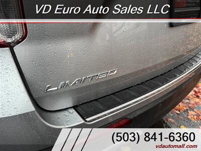 2021 Ford Explorer Limited  AWD - Photo 17 - Portland, OR 97218