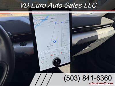 2021 Ford Mustang Mach-E Select  AWD - Photo 17 - Portland, OR 97218