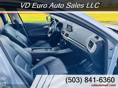 2018 Mazda Mazda3 Touring  Clean title! - Photo 11 - Portland, OR 97218