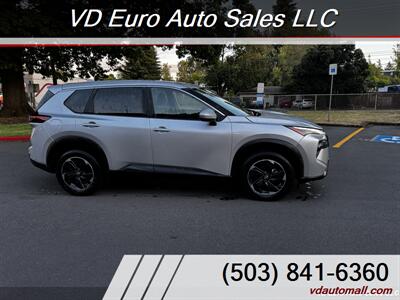 2025 Nissan Rogue SV - Photo 4 - Portland, OR 97218
