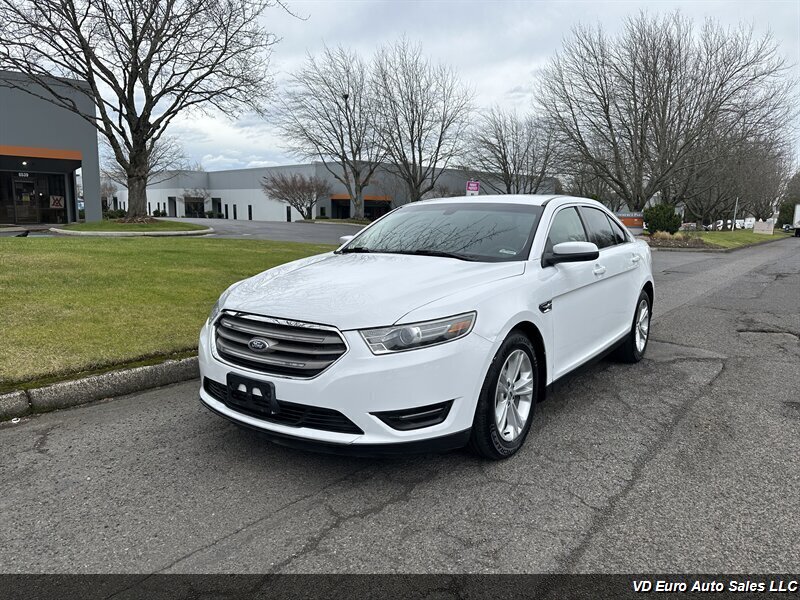 2016 Ford Taurus SEL  
