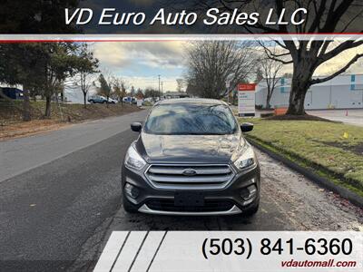 2019 Ford Escape SE   - Photo 3 - Portland, OR 97218