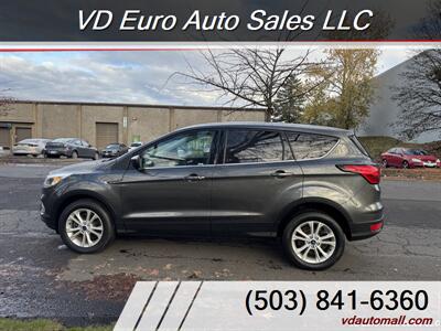 2019 Ford Escape SE   - Photo 9 - Portland, OR 97218