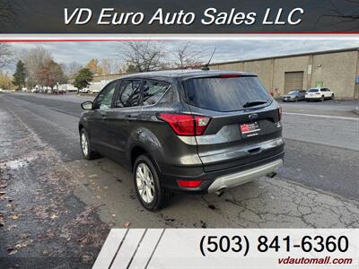 2019 Ford Escape SE   - Photo 8 - Portland, OR 97218