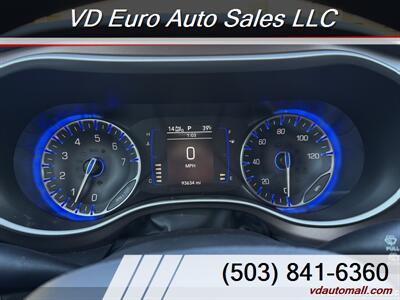 2018 Chrysler Pacifica Touring Plus - Photo 13 - Portland, OR 97218