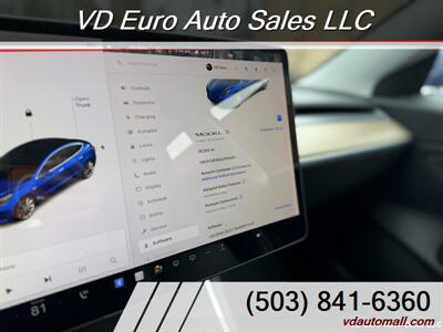 2018 Tesla Model 3 Standard  LOW MILEAGE! - Photo 10 - Portland, OR 97218