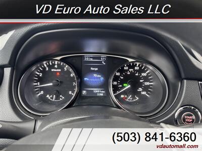 2016 Nissan Rogue S  AWD - Photo 23 - Portland, OR 97218