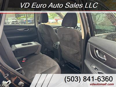 2016 Nissan Rogue S  AWD - Photo 18 - Portland, OR 97218