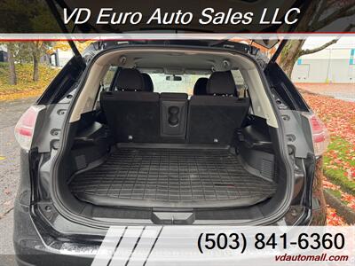 2016 Nissan Rogue S  AWD - Photo 12 - Portland, OR 97218