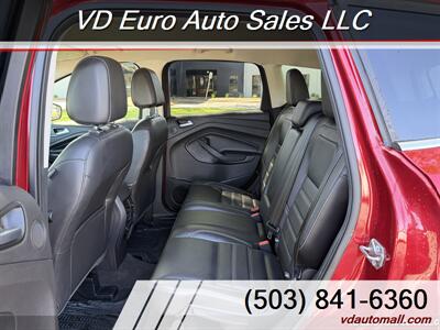 2017 Ford Escape Titanium  AWD! Clean title! - Photo 15 - Portland, OR 97218